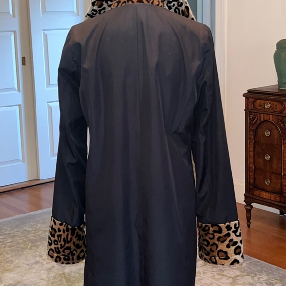Dennis Basso reversible Leopard raincoat - Picture 3 of 9